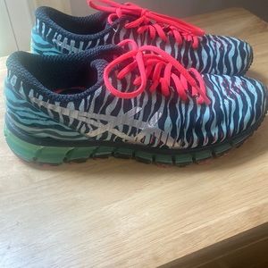 Rare zebra ASICS